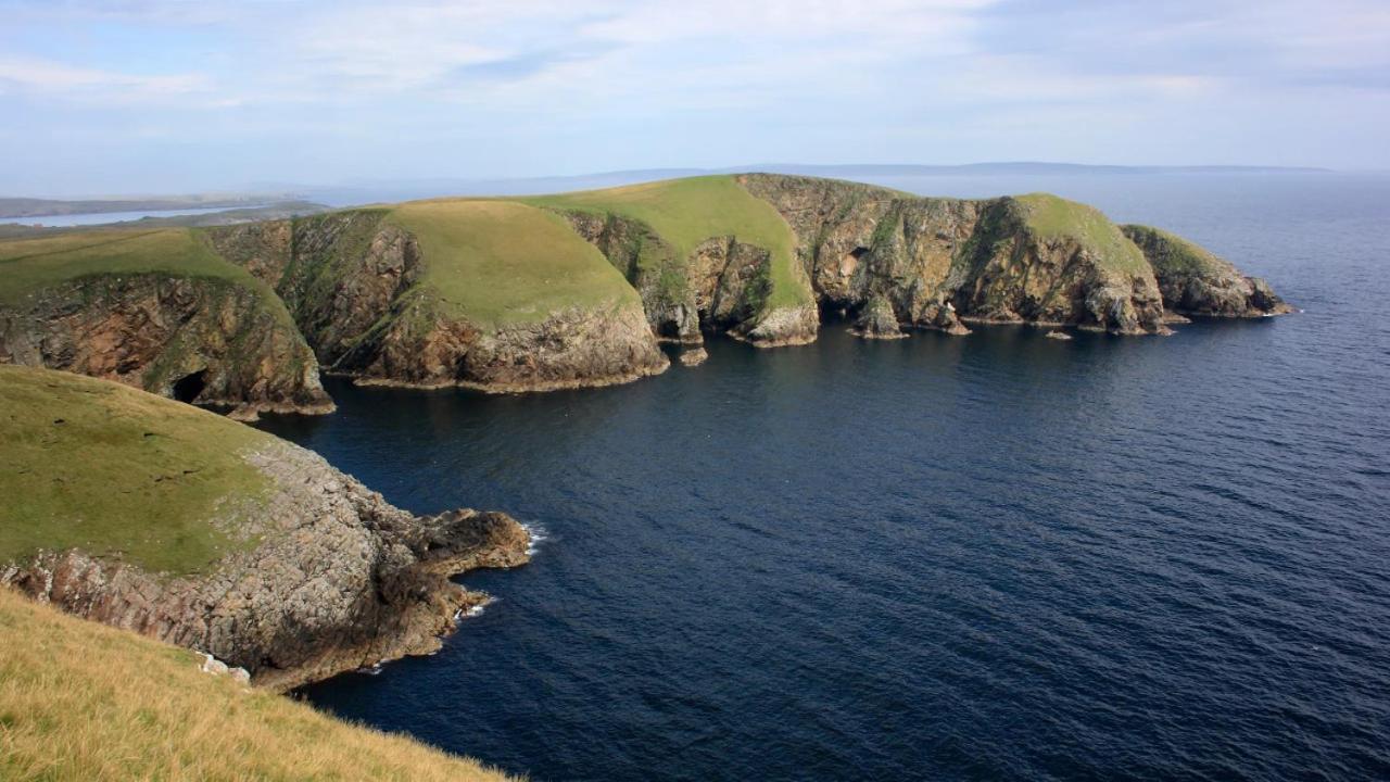 Harbourside, Shetland Islands Villa Lerwick Exterior photo